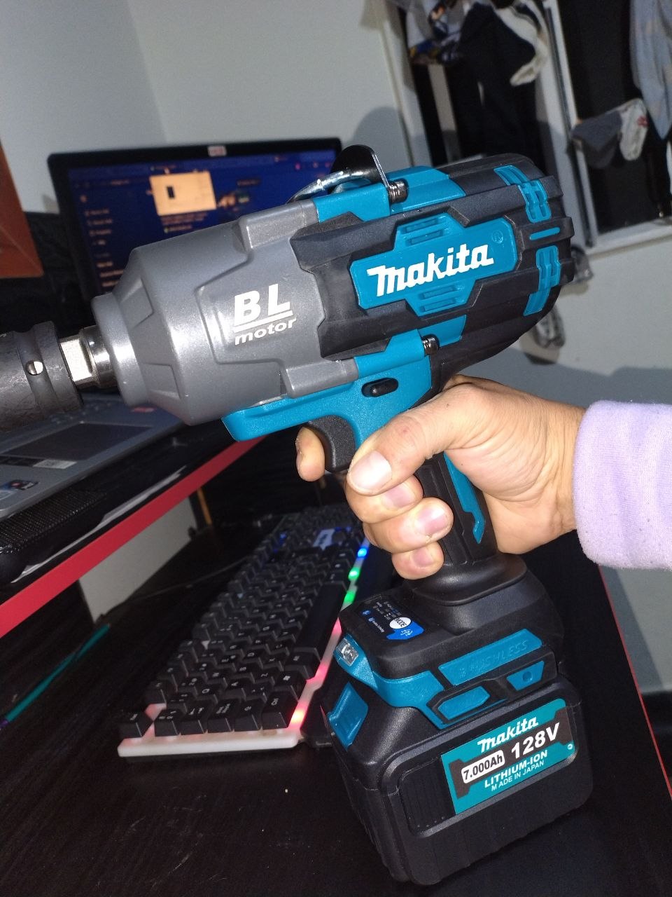 LLAVE DE IMPACTO MAKITA 3/4 de 2000 Nm